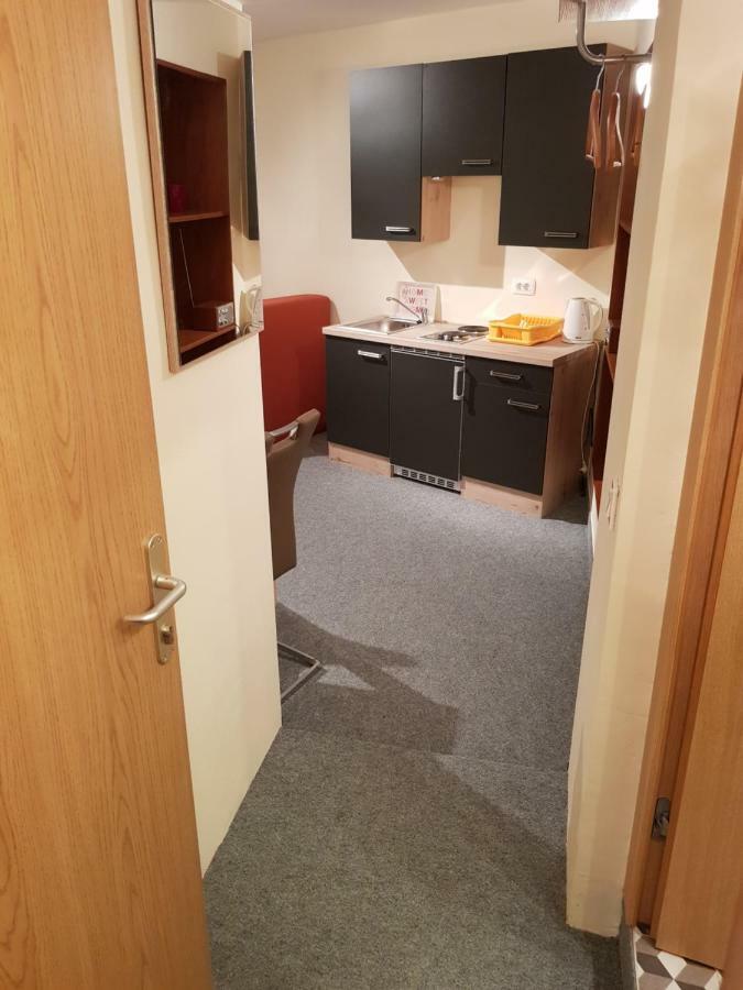 Elg Rooms Postojna Buitenkant foto