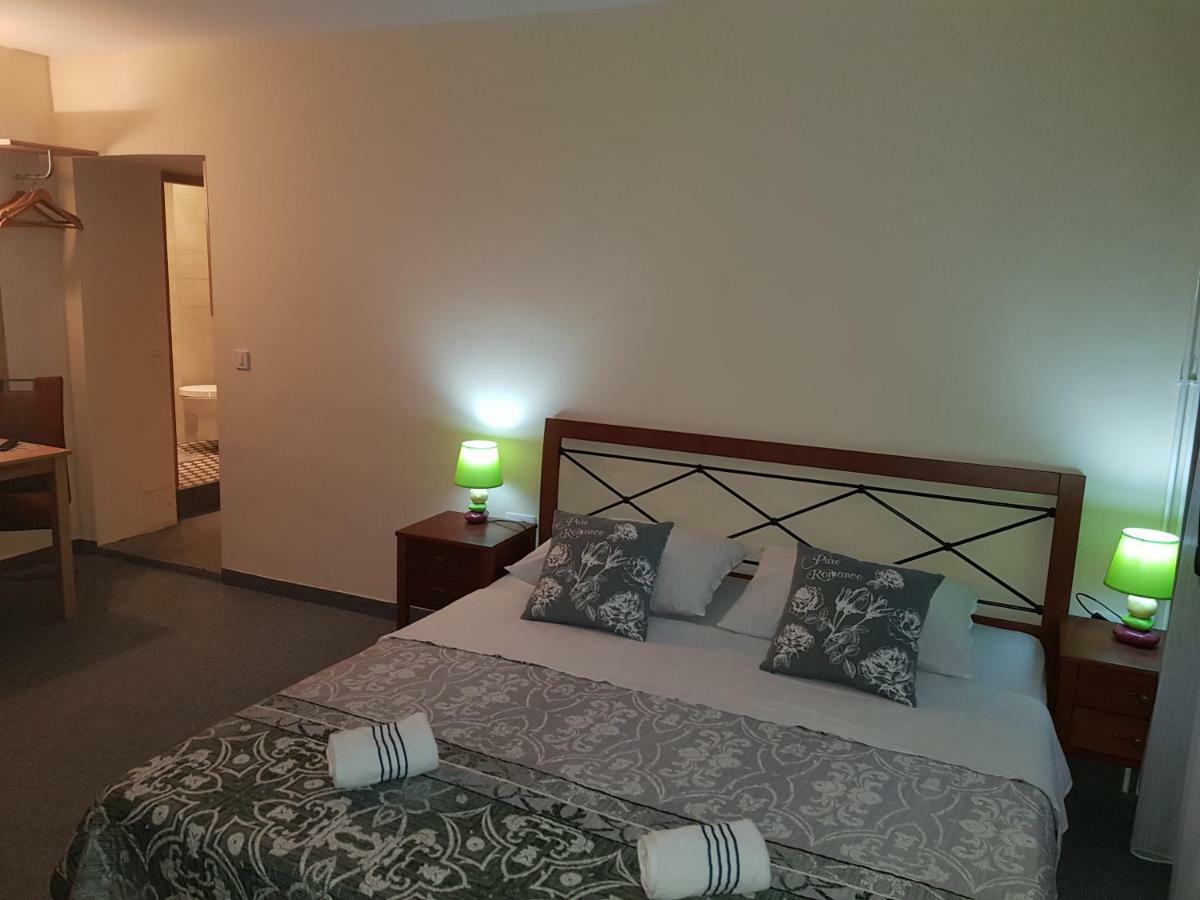 Elg Rooms Postojna Buitenkant foto